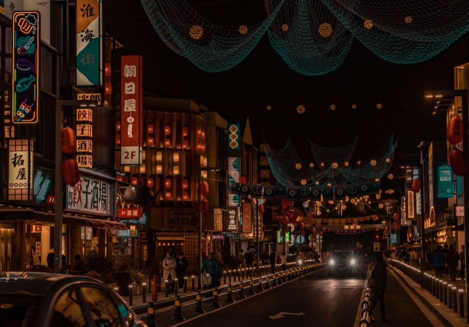 报道配图：结构与影响示意